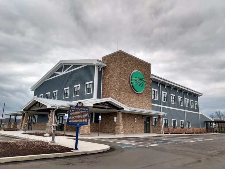 TRI-COUNTY REC AND TRI-CO CONNECTIONS RAISE $32,500 AT 6TH ANNUAL CHARITY GOLF TOURNAMENT