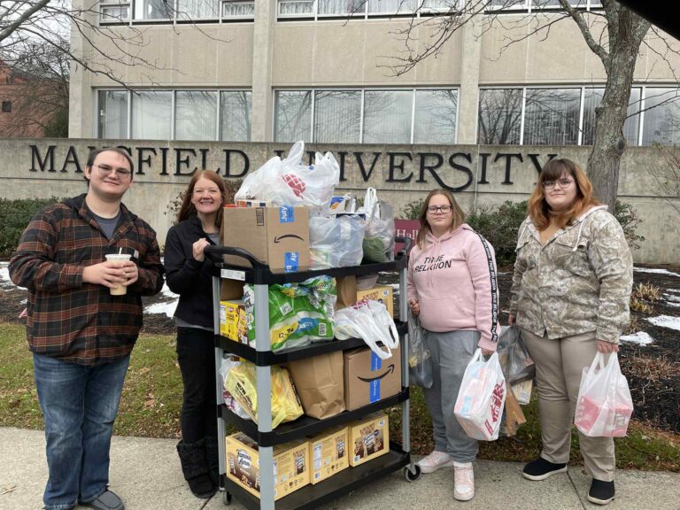 BPW/PA District 6 Supports CU-Mansfield Students Through Food Drive