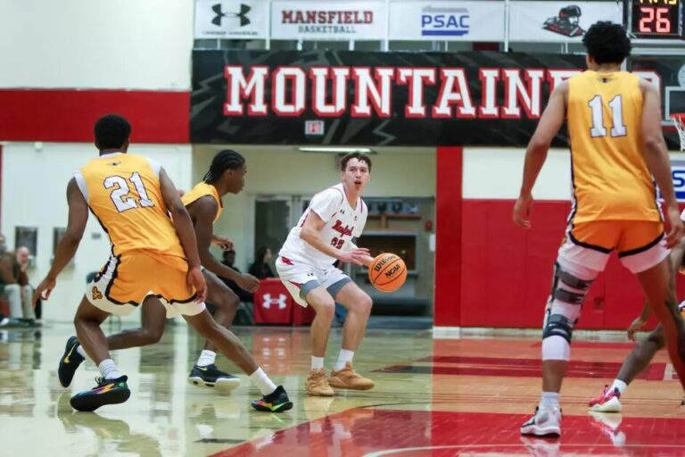 Mansfield Compete at Home Against West Chester