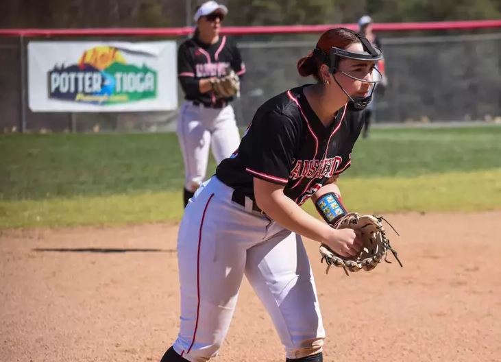 Mansfield Goes 1-1 in Raleigh Finale