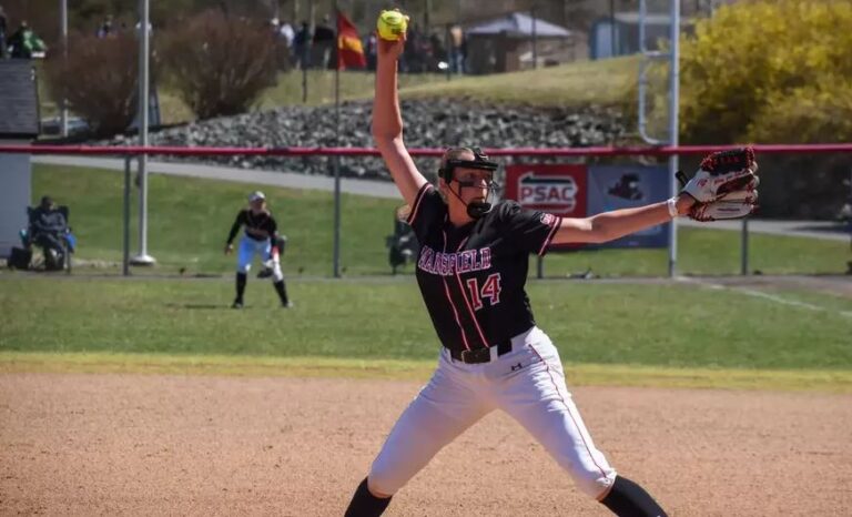 Mansfield Drops Two in Tournament Play